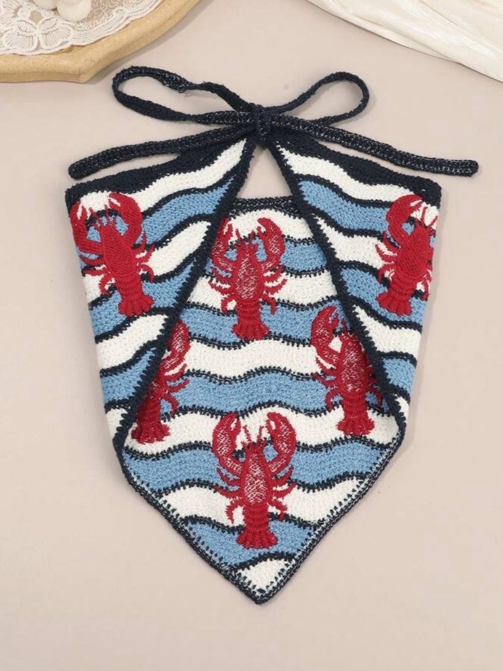 Red Lobster Print Scarf S143 - Picture 3 of 5